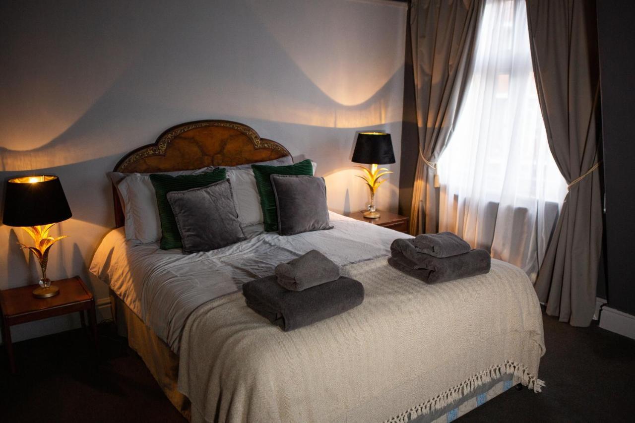 The Pear Tree Hotel London Exterior photo